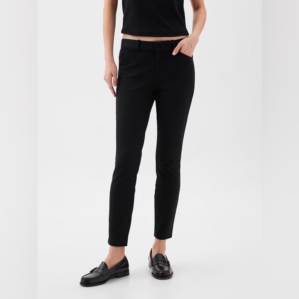 Black Slim Fit Pants NWOT, Gap size 10